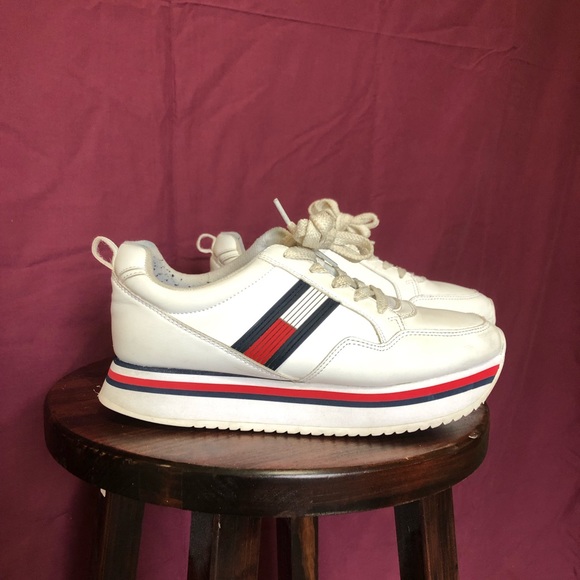 Ladies Tommy Hilfiger - Picture 1 of 1